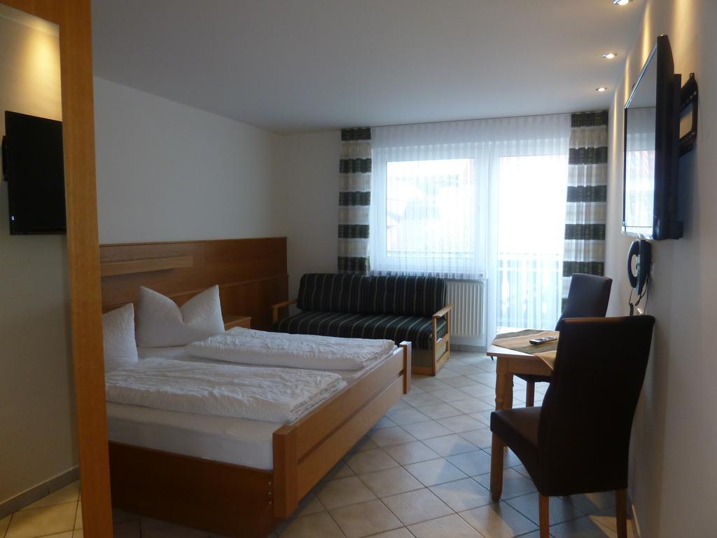 Gasthof Zur Krone Mitteleschenbach Quarto foto